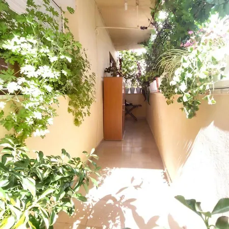 Hospitality Edas Place Homestay Tirana