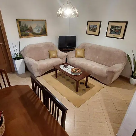 Tirana Hospitality Edas Place